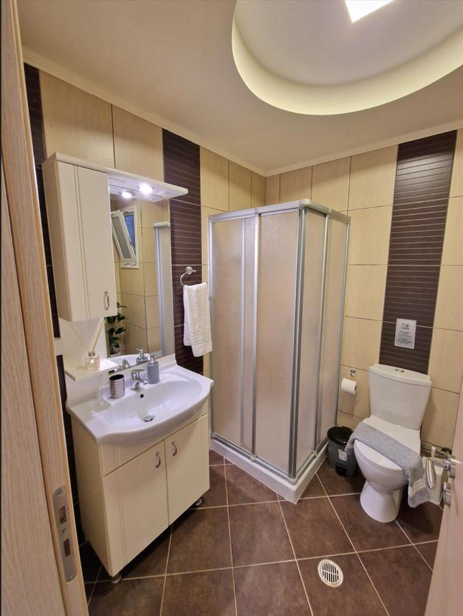 Luxury - Comfy Center Rodos Apartman Azgúru Kültér fotó